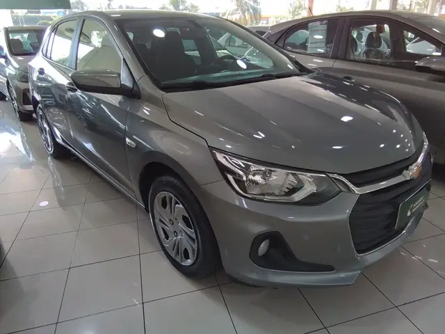 Carro Chevrolet Onix 2025 LT 1.0