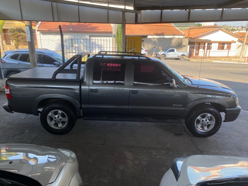 Chevrolet S10 Cabine Dupla S10 Advantage 4x2 2.4 (Cab Dupla)