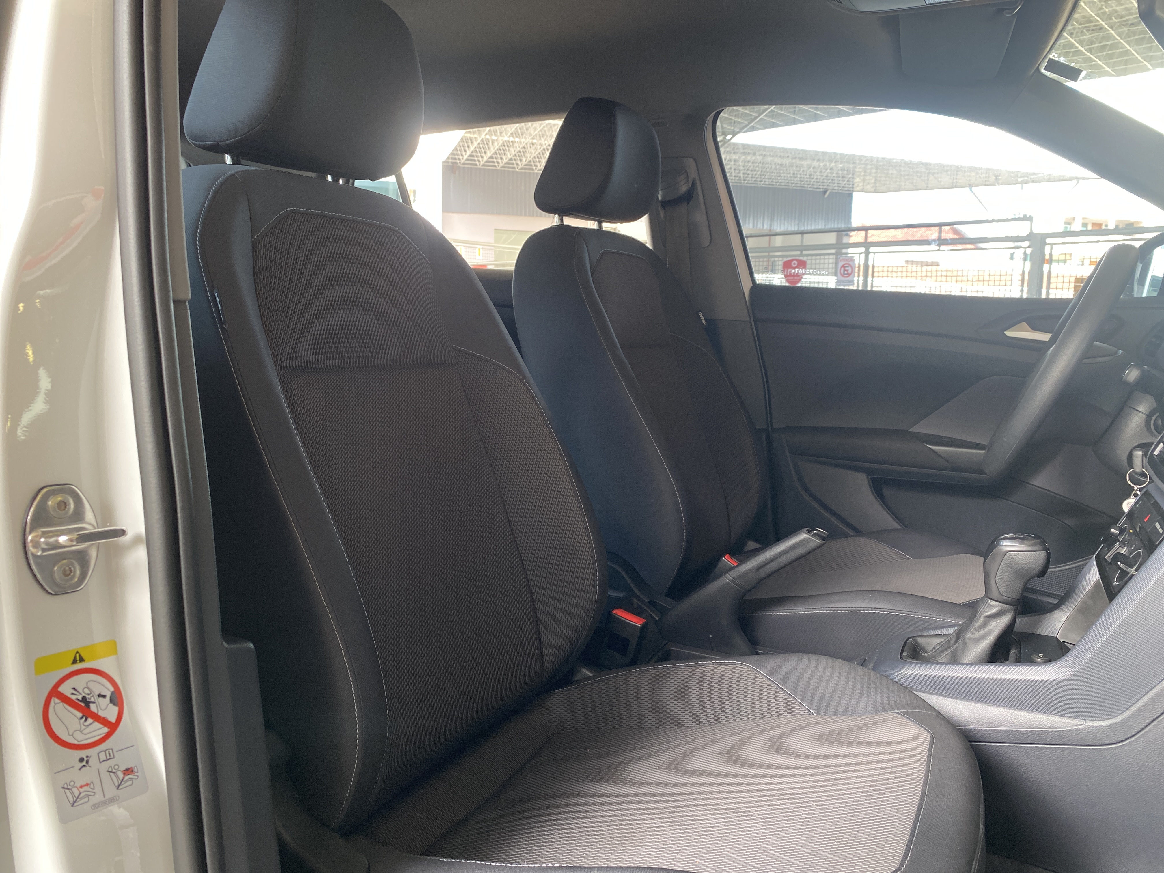 VW - Volkswagen-T-Cross-1.0 200 TSI Sense (Aut) (Flex)