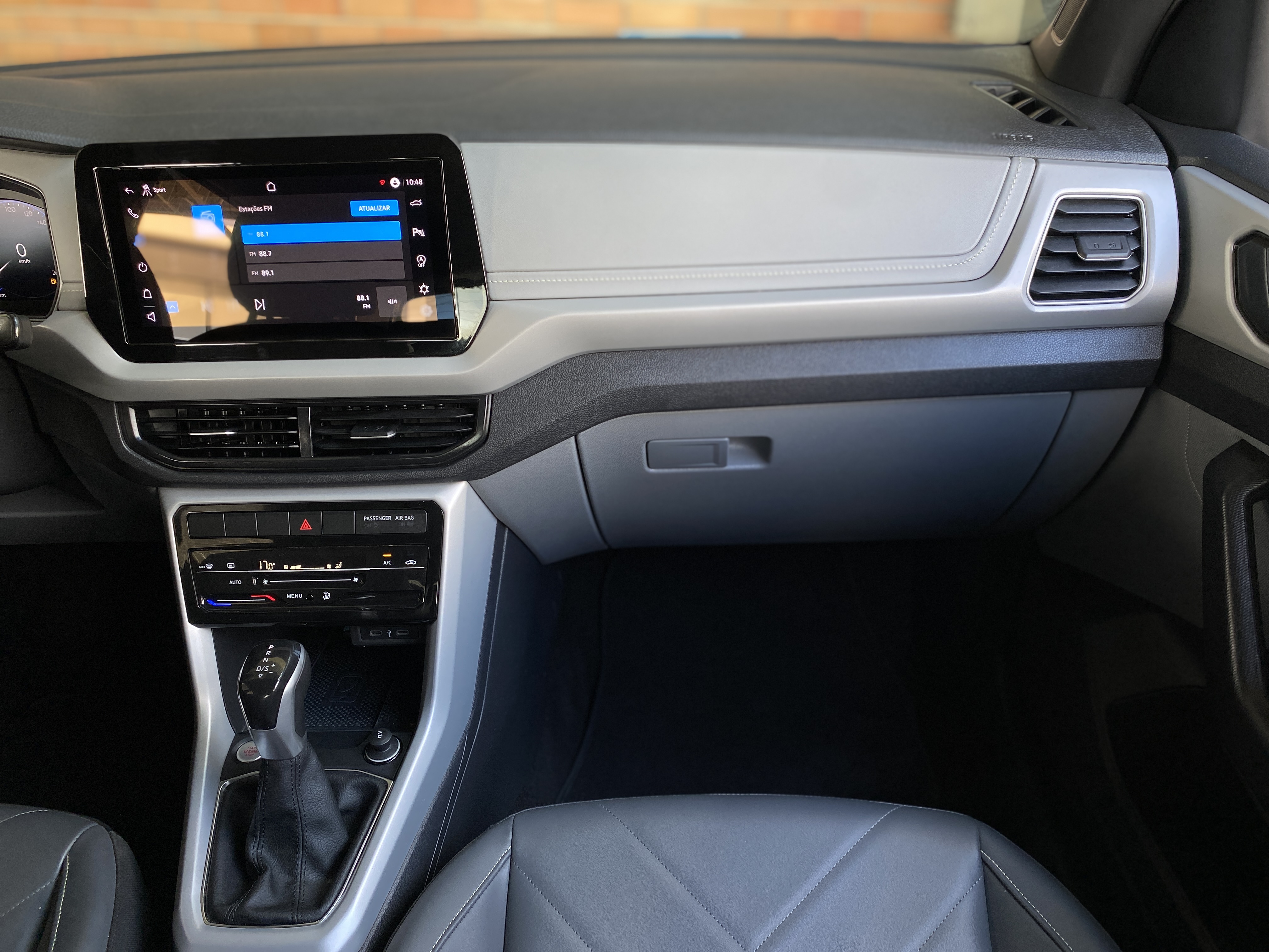 VW - Volkswagen-T-Cross-1.0 200 TSI Comfortline (Aut) (Flex)