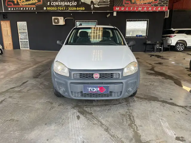 Carro Fiat Strada 2016 Working 1.4 (Flex)