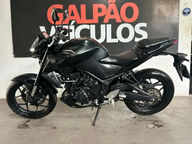Moto Yamaha MT-03 2024 ABS