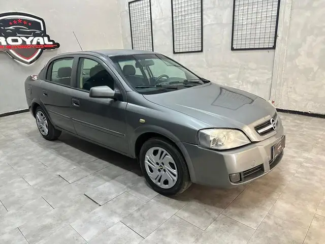 Carro Chevrolet Astra Sedan 2004 CD 2.0 8V (Aut)