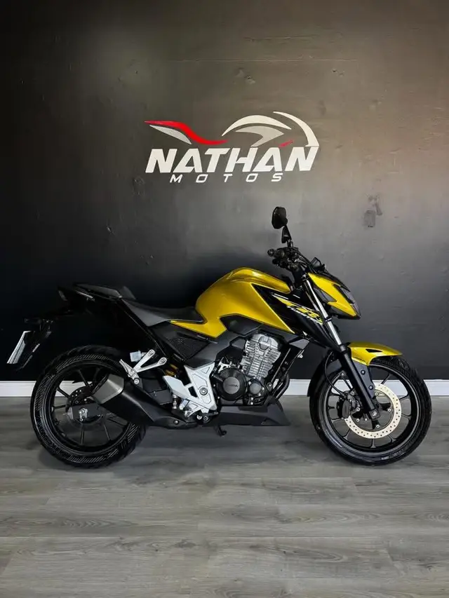 Moto Honda CB 300F Twister 2024 Standard