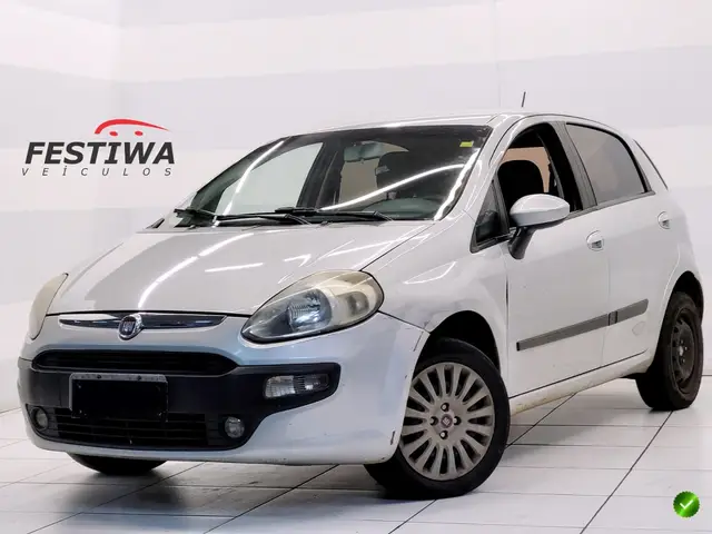 Carro Fiat Punto 2013 Attractive 1.4 (Flex)
