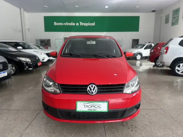 Carro Volkswagen Fox 2011 1.0 8V (Flex) 4p