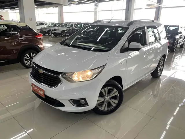 Carro Chevrolet Spin 2023 Premier 1.8 (Aut.)