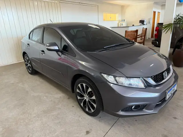 Carro Honda Civic 2016 LXR 2.0 i-VTEC (Aut) (Flex)