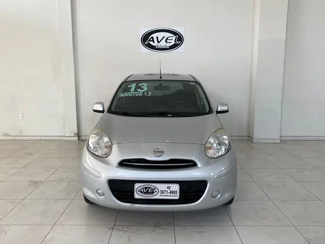 Carro Nissan March 2013 1.6 16V SV (Flex)