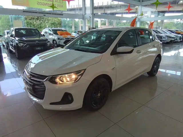 Carro Chevrolet Onix 2025 LT 1.0