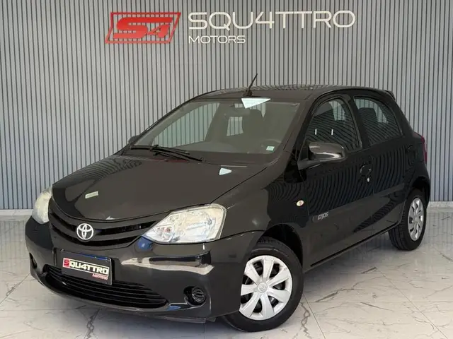 Carro Toyota Etios 2017 X 1.3 (Flex)