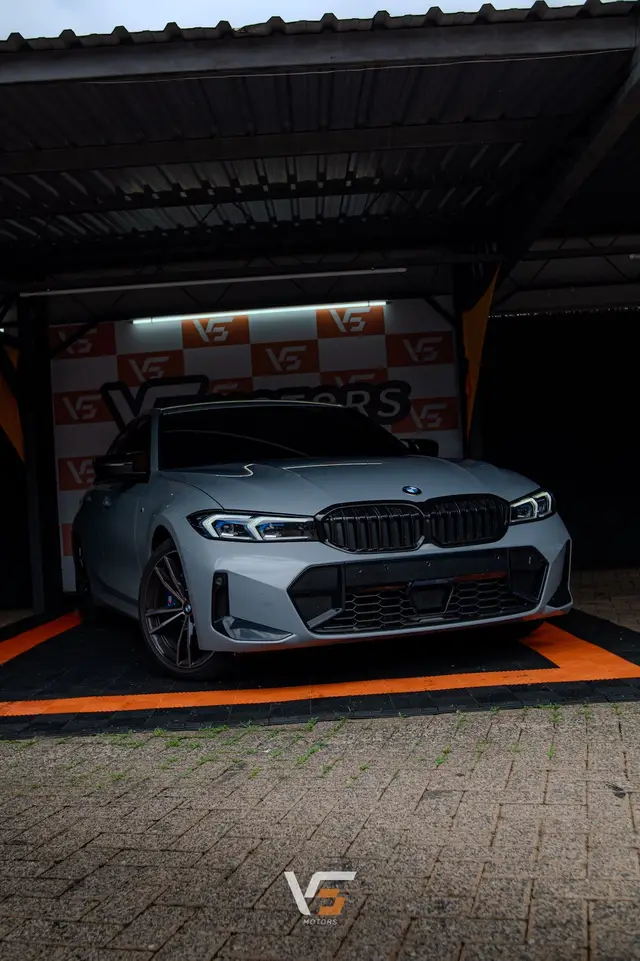 Carro BMW 320i 2024 M Sport 2.0 Turbo (Aut.)