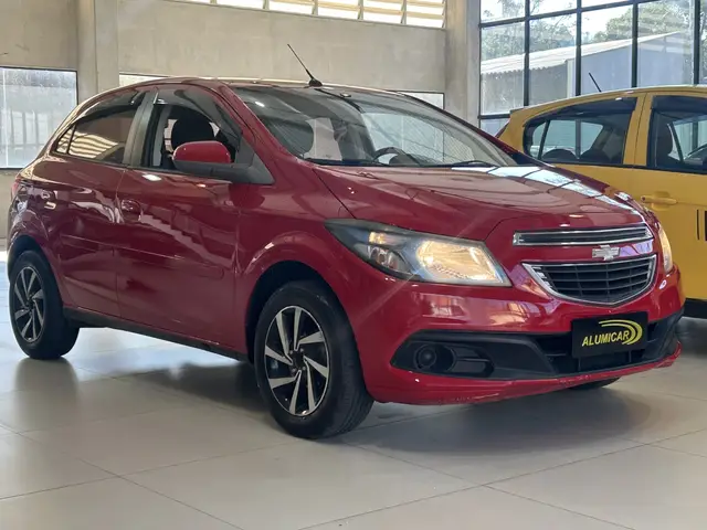 Carro Chevrolet Onix 2013 1.4 LT SPE/4