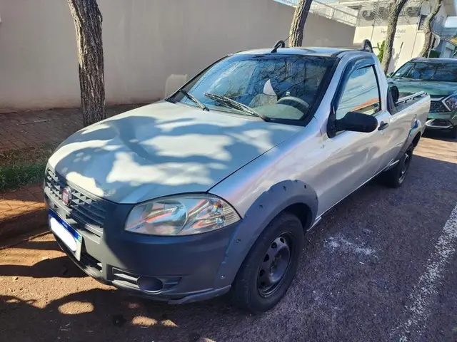 Carro Fiat Strada 2011 Working 1.4 (Flex)