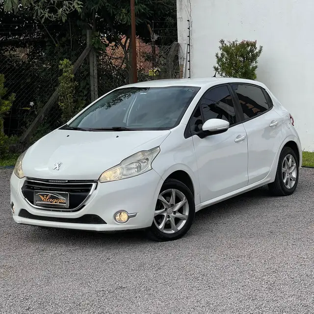 Carro Peugeot 208 2015 Active 1.5 8V (Flex)