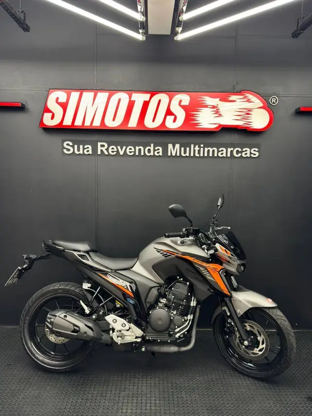 Moto Yamaha Fazer FZ25 2025 ABS