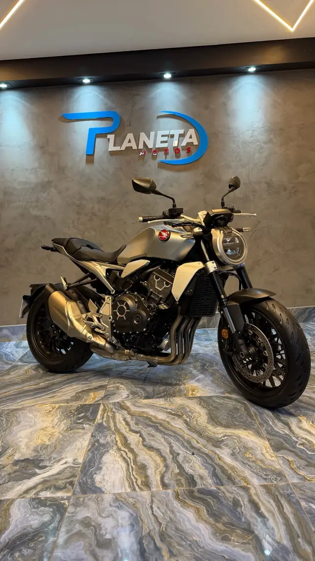 Moto Honda CB 1000R 2023 (ABS)