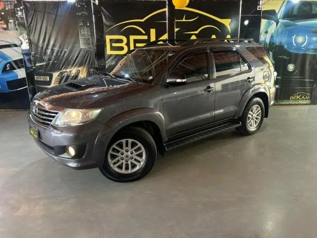 Carro Toyota Hilux Cabine Dupla 2013 Hilux 2.7 4x4 CD STD (Flex)