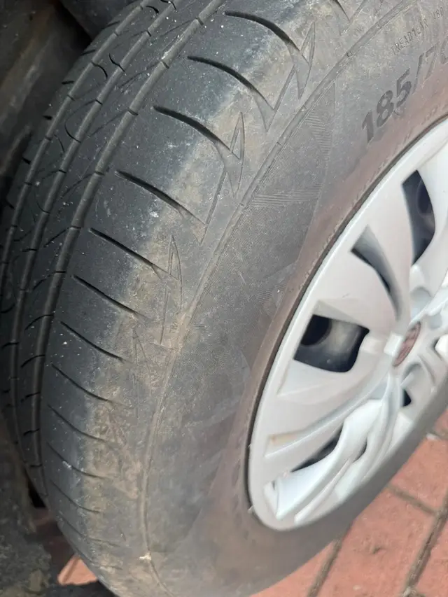 Carro Volkswagen Saveiro 2013 1.6 (Flex)