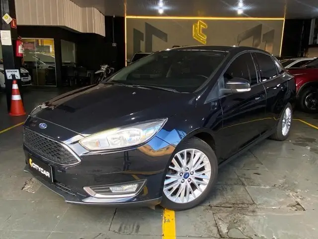 Carro Ford Focus Sedan 2018 SE 2.0 PowerShift