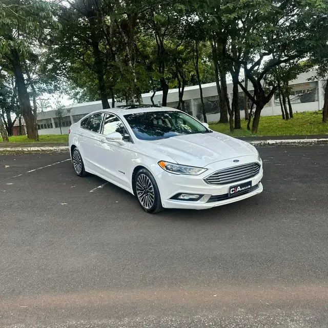 Carro Ford Fusion 2018 2.0 16V Hybrid Titanium (Aut)