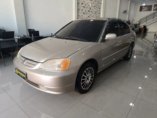 Carro Honda Civic 2002 Sedan EX 1.7 16V (Aut)