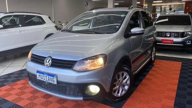 Carro Volkswagen SpaceCross 2013 1.6 8V (Flex)