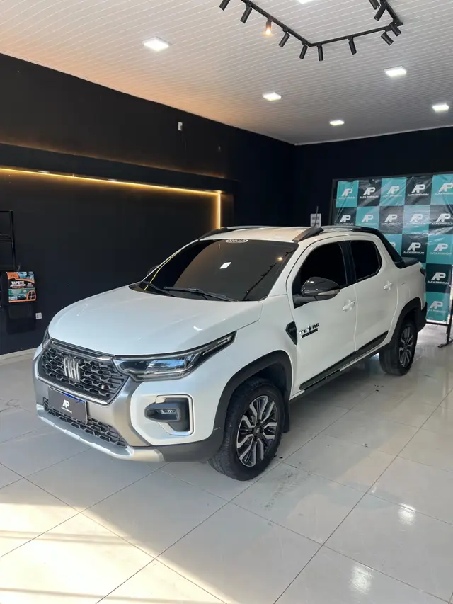 Carro Fiat Strada 2024 Ranch 1.0 Turbo