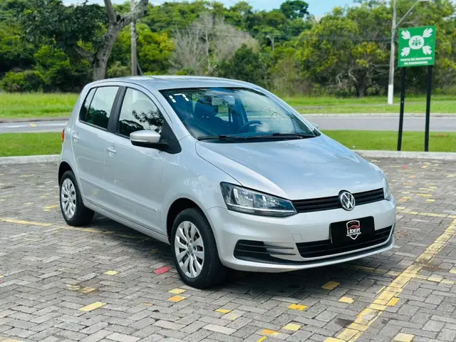 Carro Volkswagen Fox 2017 1.6 MSI Trendline (Flex)
