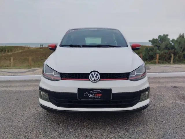 Carro Volkswagen Fox 2017 1.6 16v MSI Pepper (Flex)