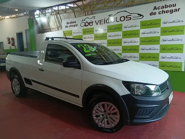 Carro Volkswagen Saveiro 2023 Robust 1.6 MSI CS (Flex)