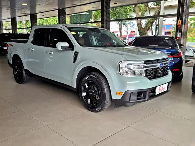 Carro Ford Maverick 2023 Lariat FX4 2.0 4x4 (Aut)