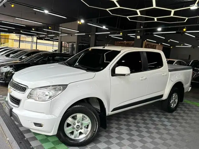 Carro Chevrolet S10 Cabine Dupla 2013 S10 LT 2.4 4x2 (Cab Dupla) (Flex)