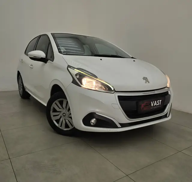 Carro Peugeot 208 2017 Active 1.2 12V (Flex)