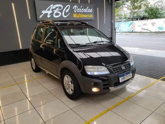 Carro Fiat Idea 2010 Adventure 1.8 Dualogic (Flex)