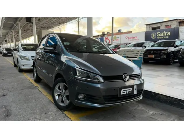 Carro Volkswagen Fox 2018 1.6 MSI Comfortline I-Motion (Flex)