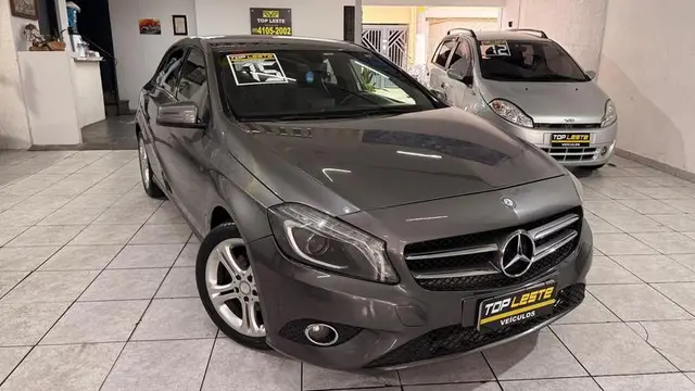 Carro Mercedes-Benz Classe A  2015 200 1.6 FlexFuel DCT Turbo