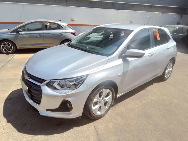Carro Chevrolet Onix Plus 2023 LTZ 1.0 Turbo