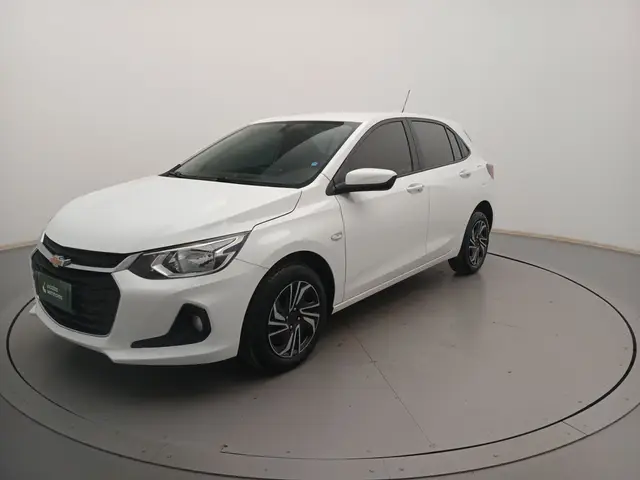 Carro Chevrolet Onix 2025 LT 1.0
