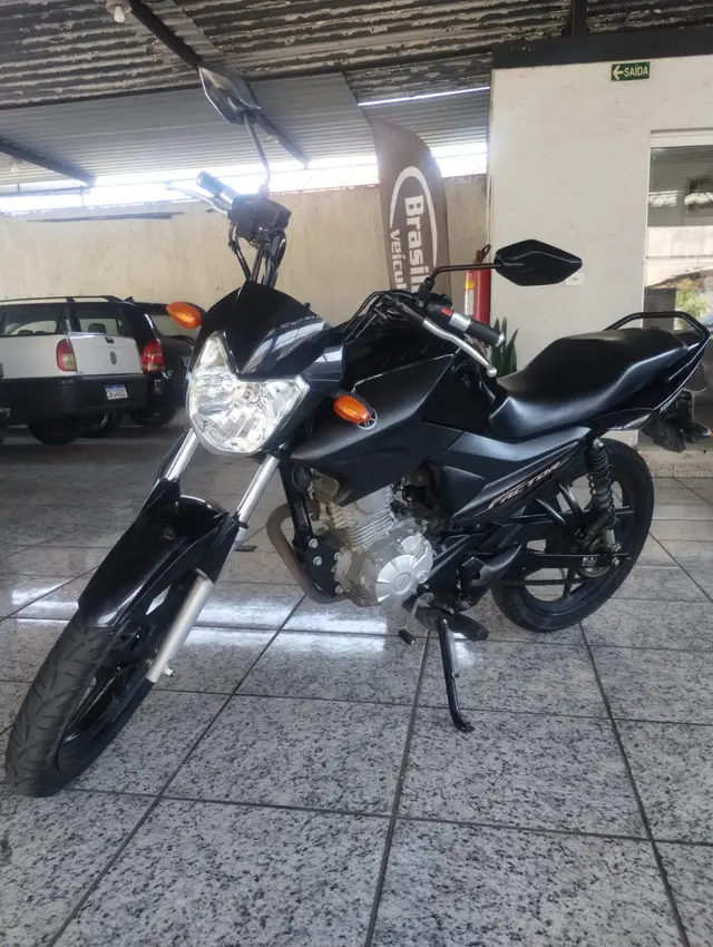 Moto Yamaha YBR 125i Factor 2022 125i ED