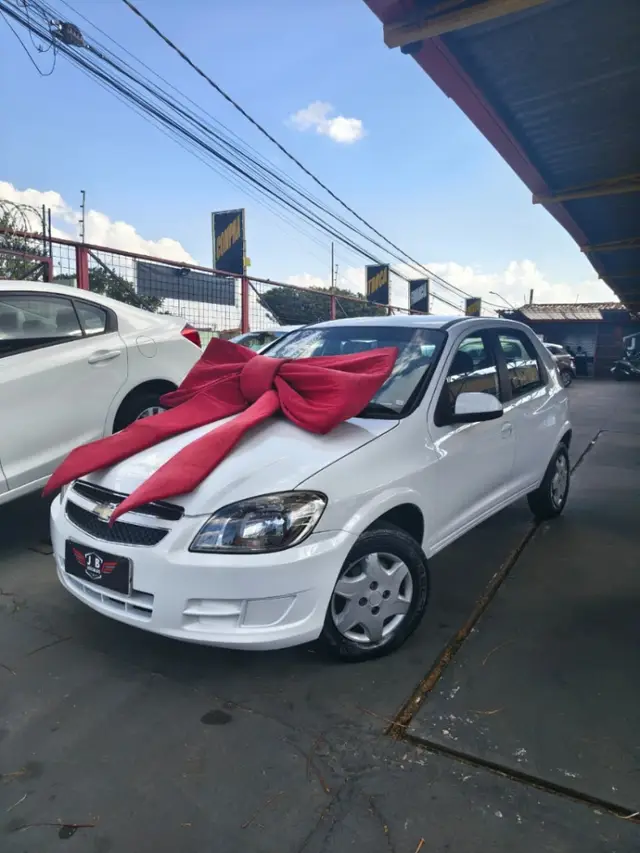 Carro Chevrolet Celta 2014 LT 1.0 (Flex)