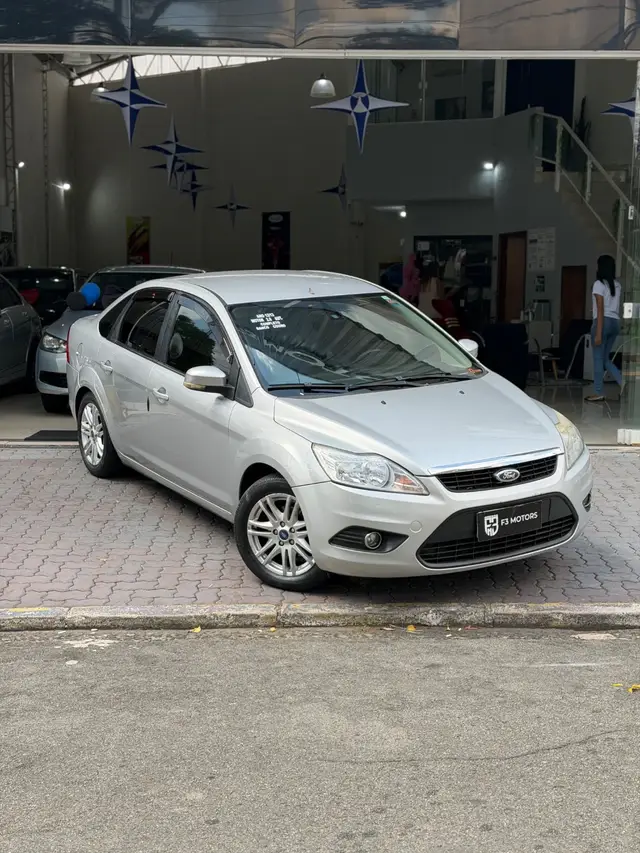 Carro Ford Focus Sedan 2013 GLX 2.0 16V (Flex) (Aut)
