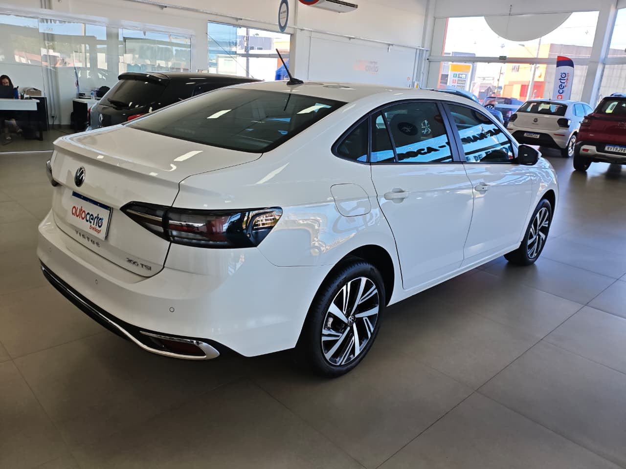 vw - volkswagen virtus highline 1.0 200 tsi