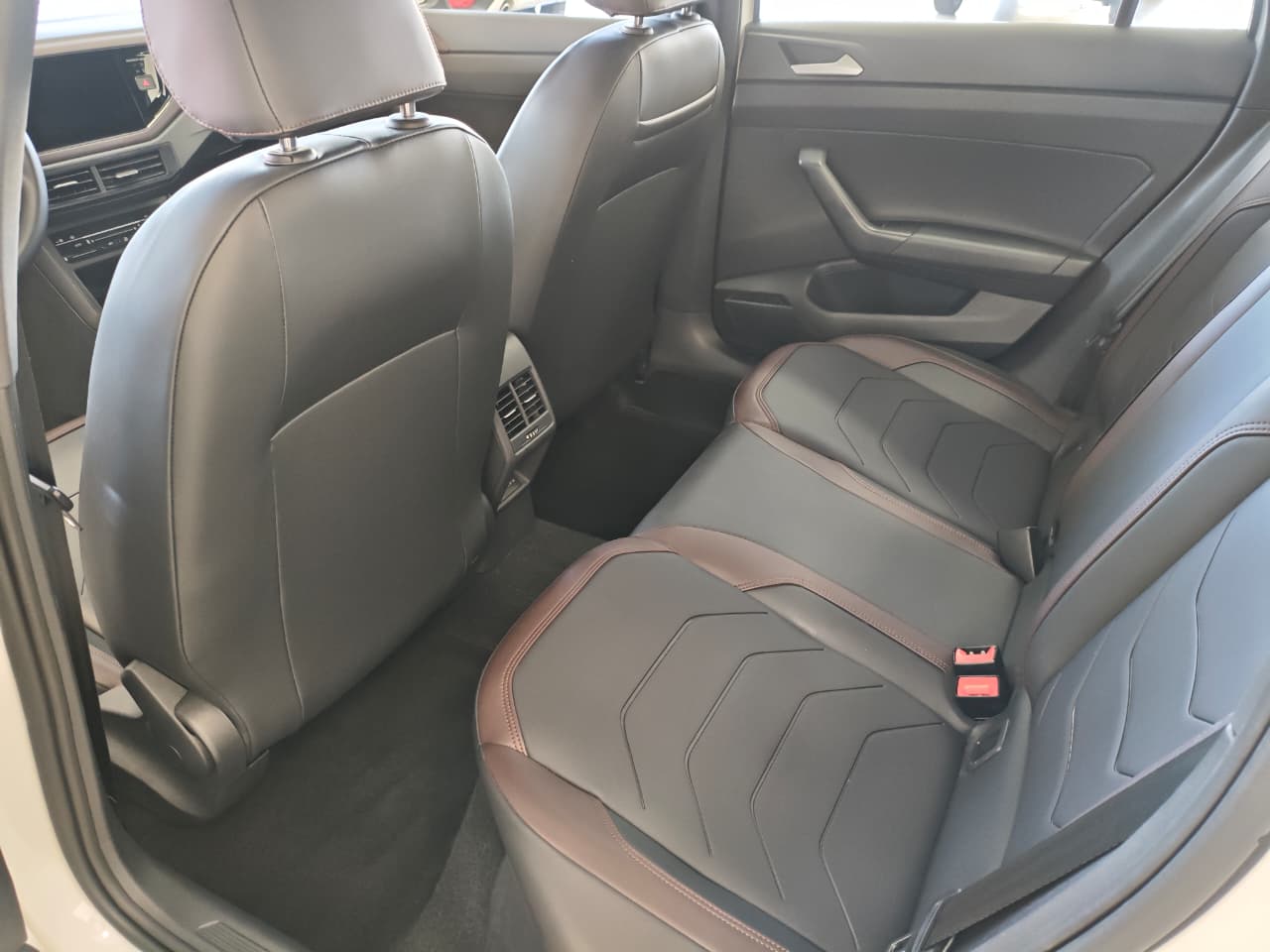 vw - volkswagen virtus highline 1.0 200 tsi