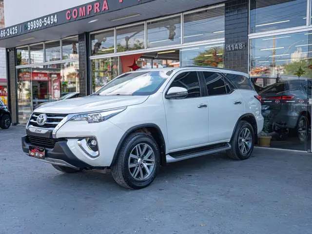 Carro Toyota SW4 2019 2.8 TDI SRX 7L 4x4 (Aut) (Diesel)