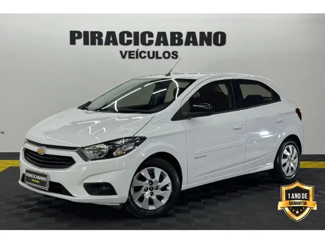 Carro Chevrolet Onix 2018 1.4 Advantage SPE/4 (Aut)