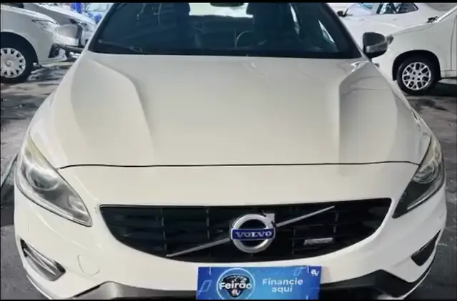 Carro Volvo V60 2015 2.0 T5 Drive-E R-Design