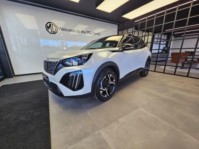 Carro Peugeot 2008 2025 GT 1.0 turbo