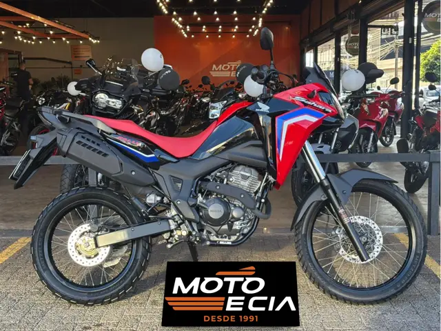 Moto Honda XRE Sahara 300 2026 Rally