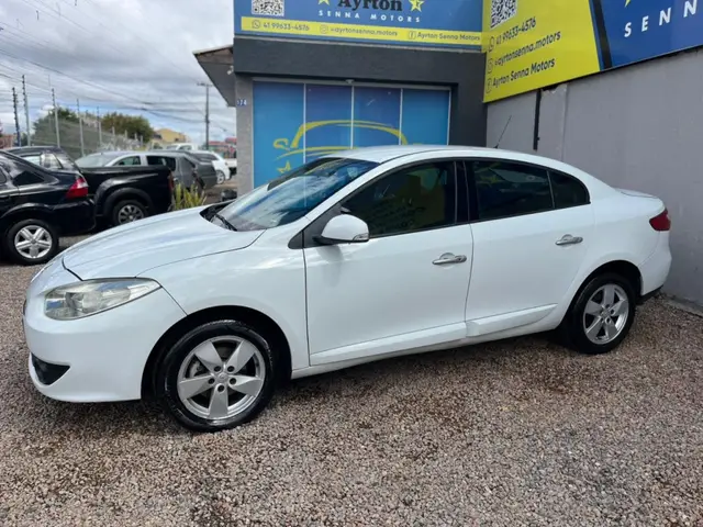 Carro Renault Fluence 2012 2.0 16V Dynamique (Flex)